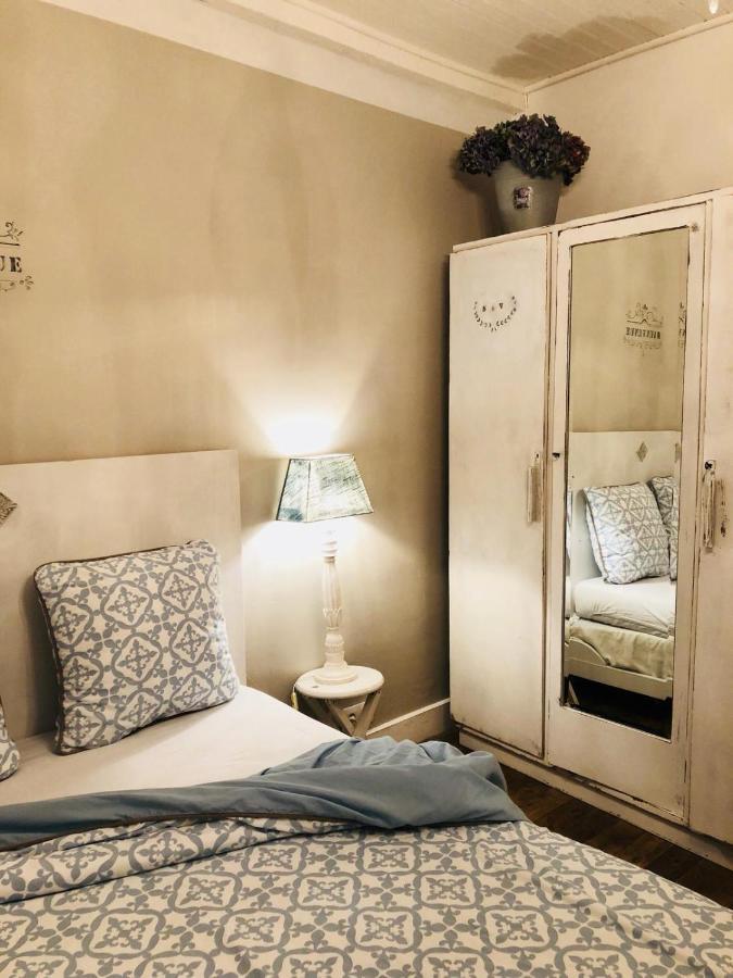 Chambre D'Hote Equestre Au Petit Bonheur Chateldon Екстериор снимка
