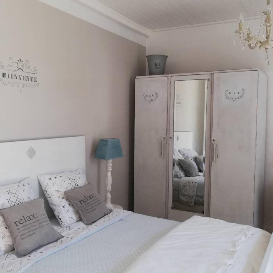 Chambre D'Hote Equestre Au Petit Bonheur Chateldon Екстериор снимка