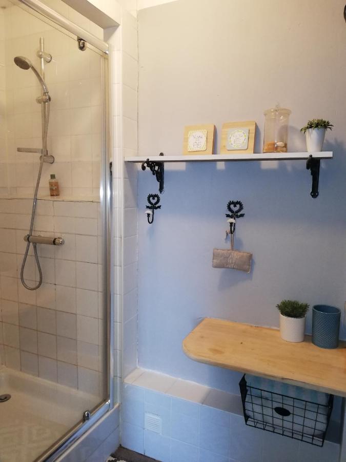 Chambre D'Hote Equestre Au Petit Bonheur Chateldon Екстериор снимка